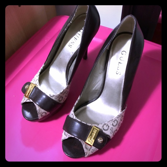 Guess shoes 👠 - Picture 2 of 2